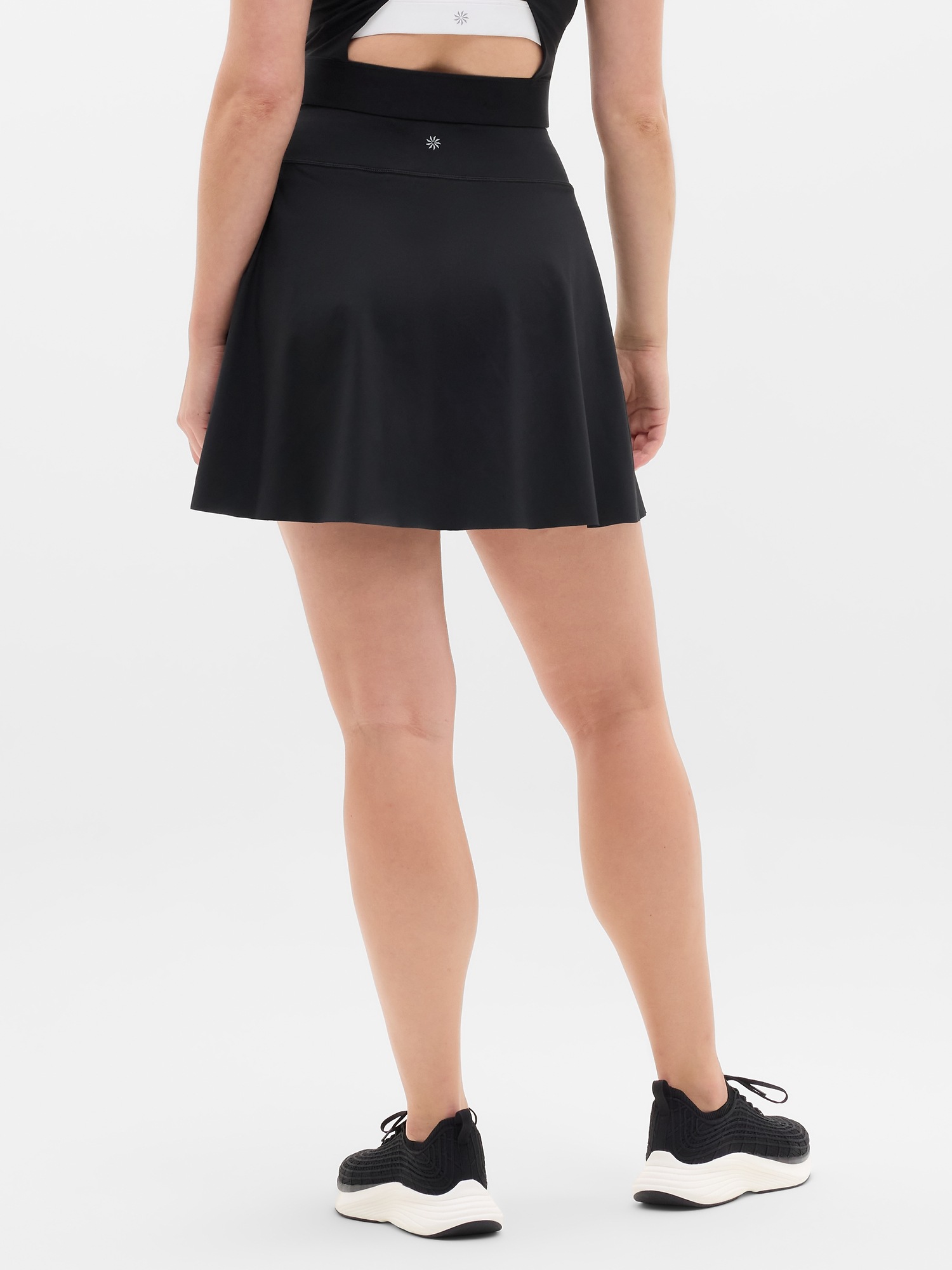 Женская юбка-шорты Athleta Ace A-Line 15.5" Skort, цвет: Чёрный — фото 3