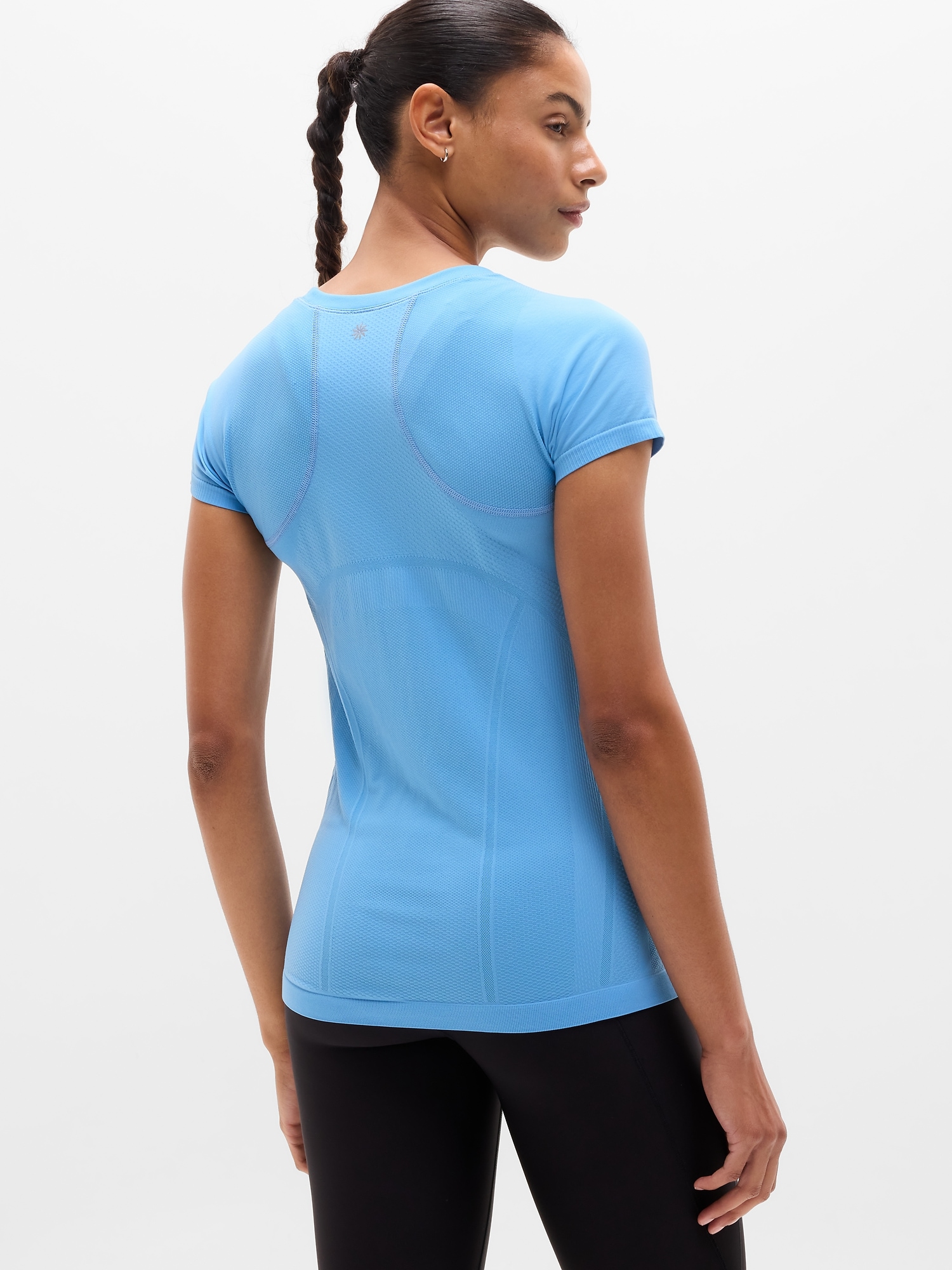 Momentum Seamless Tee