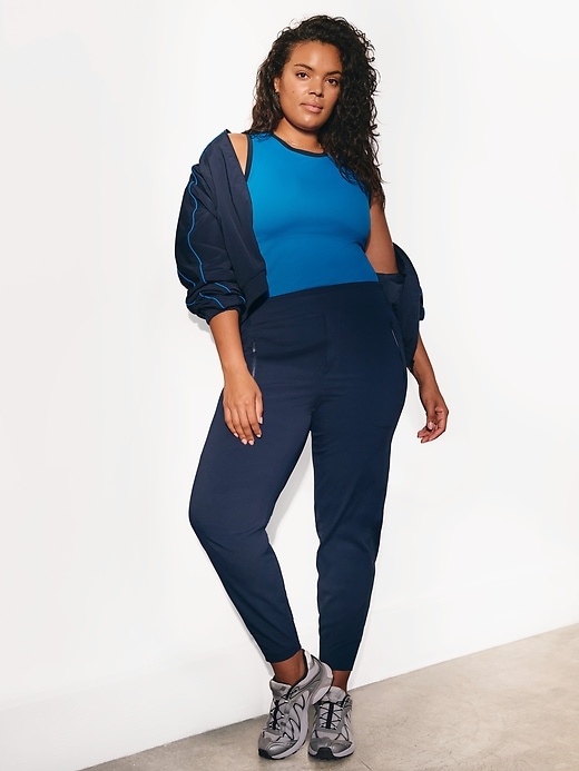 Image number 8 showing, Trekkie North High Rise Jogger