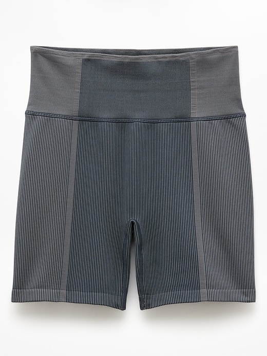 Image number 7 showing, Recharge Seamless 5" Short