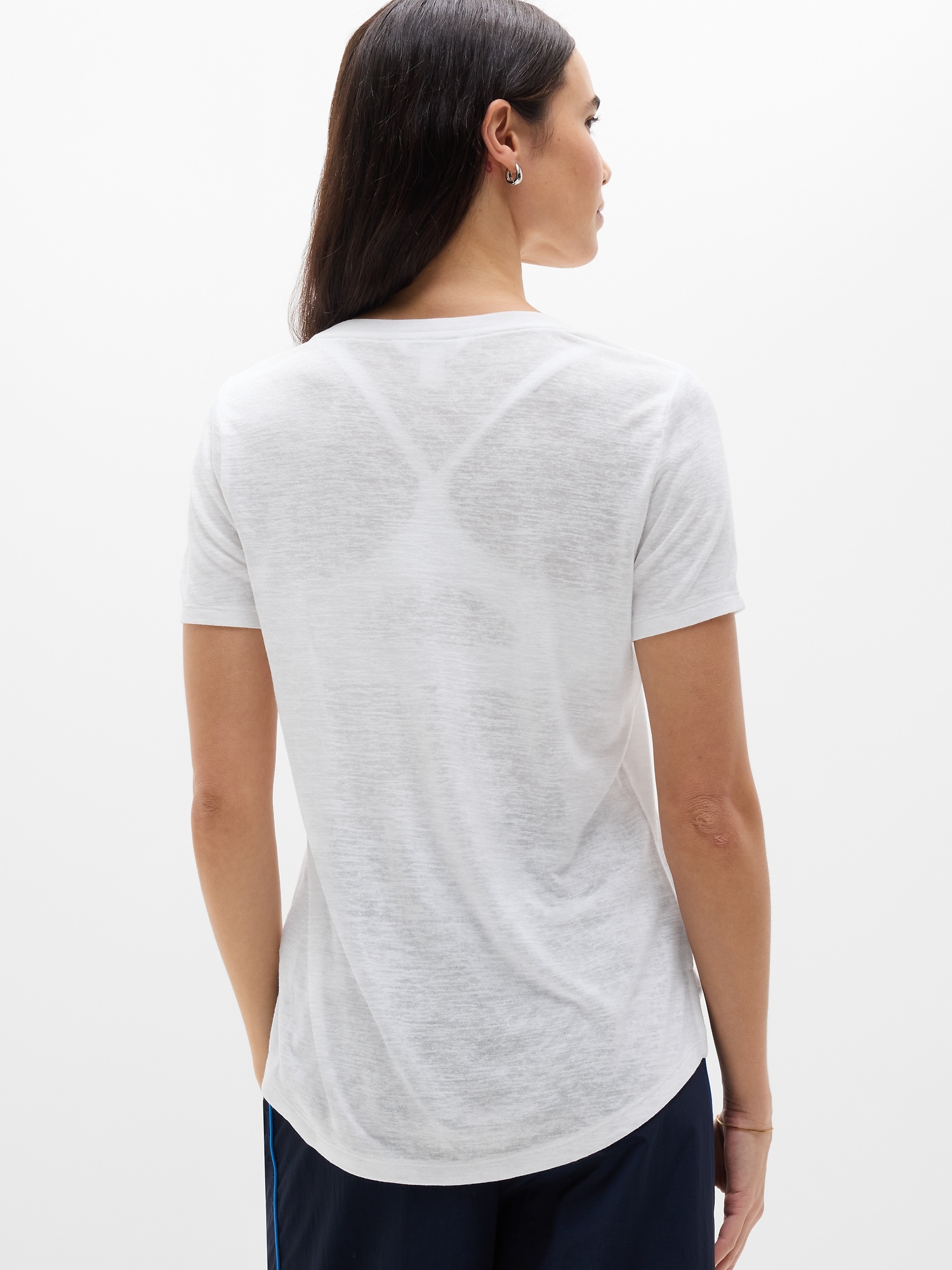 Breezy Scoop V-Neck Tee