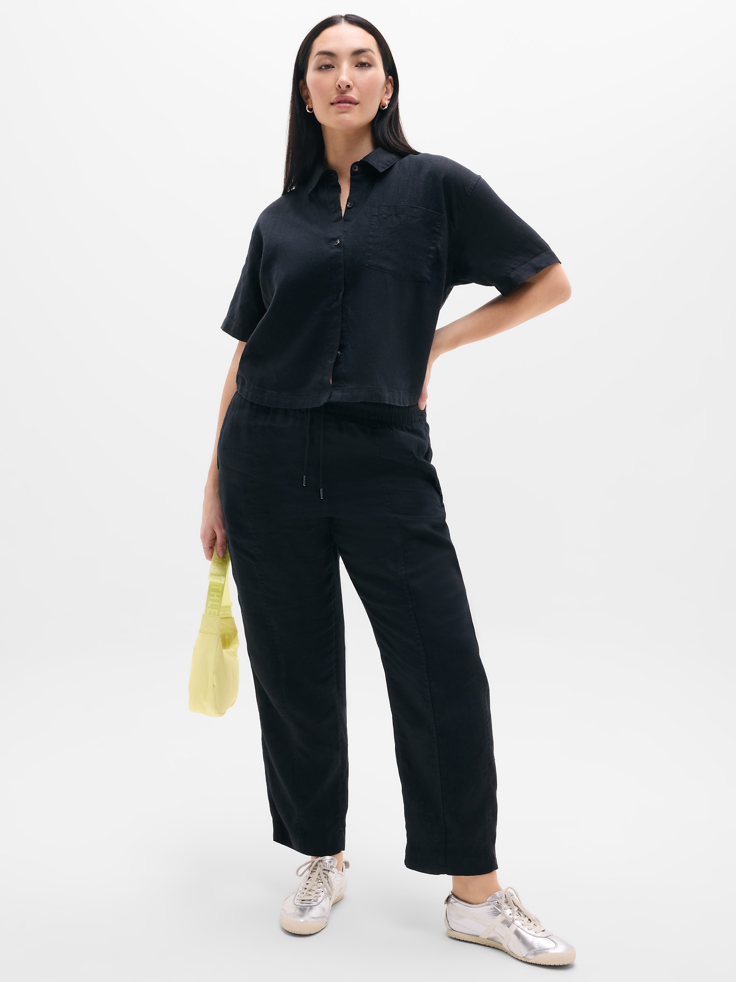 Retreat Linen Short Sleeve Shirt