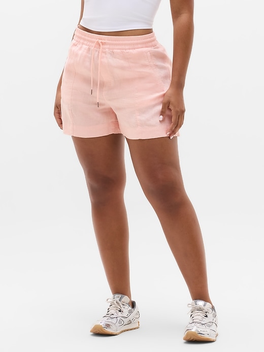 Image number 1 showing, Retreat Linen Mid Rise 4" Short