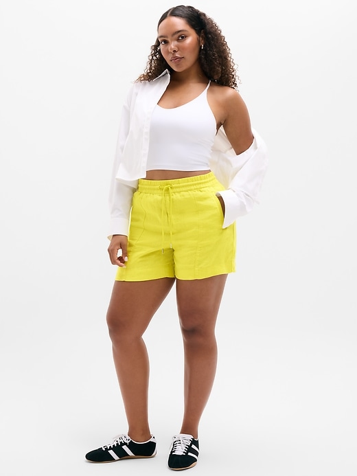 Image number 4 showing, Retreat Linen Mid Rise 4" Short