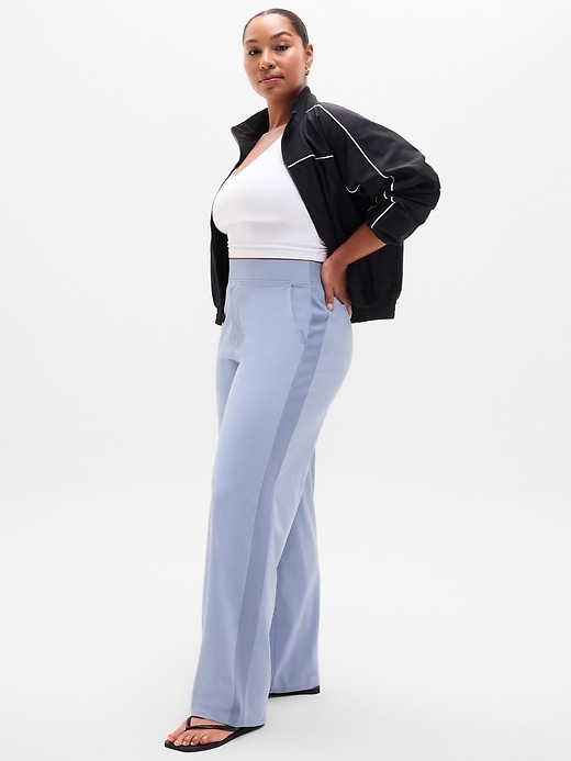 Image number 4 showing, Brooklyn Mid Rise Wide Leg Pant