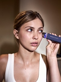 Image number 1 showing, TheraFace Depuffing Wand