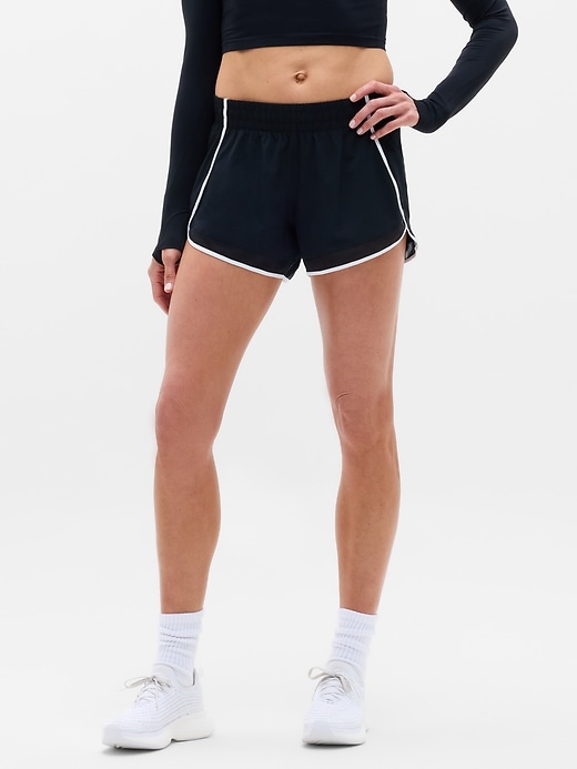 Image number 3 showing, Mesh Racer Run Mid Rise 4" Short