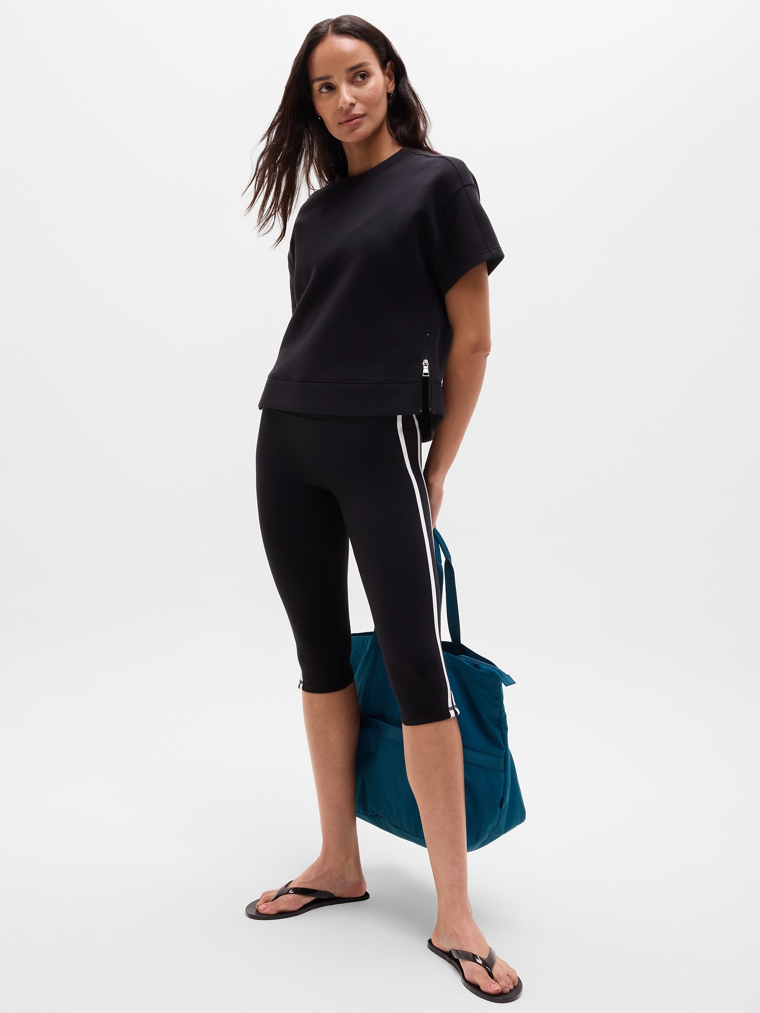 Form Knit Sweatshirt Tee