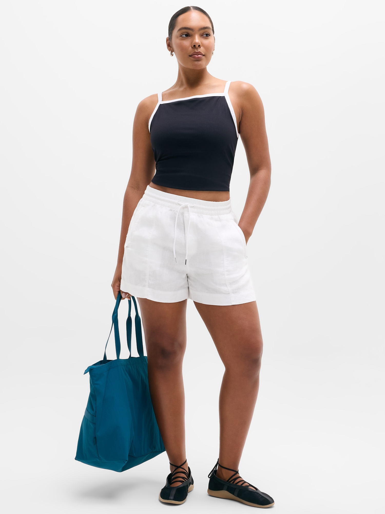 Retreat Linen Mid Rise 4" Short