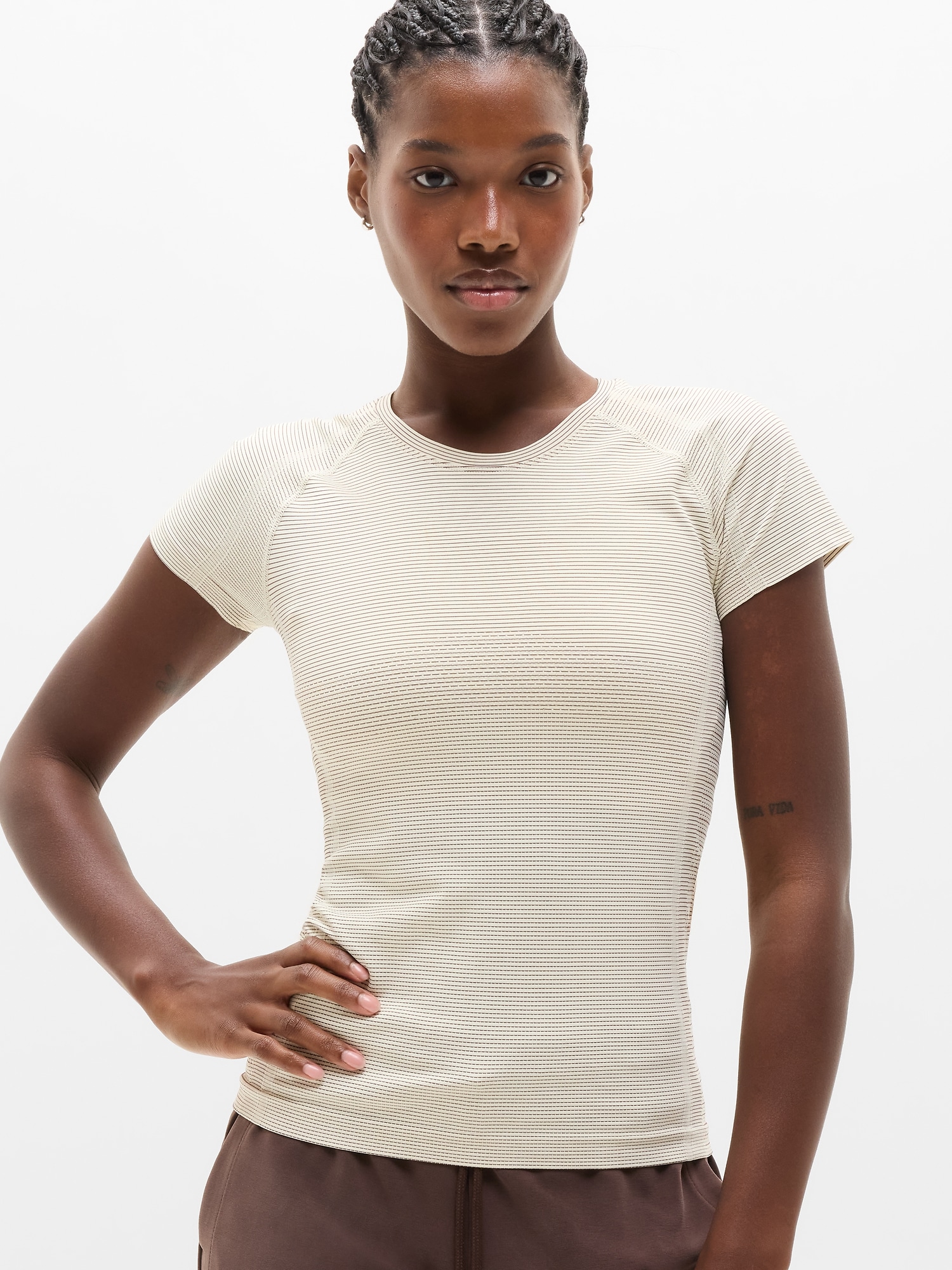 Momentum Flex Tee - Beige