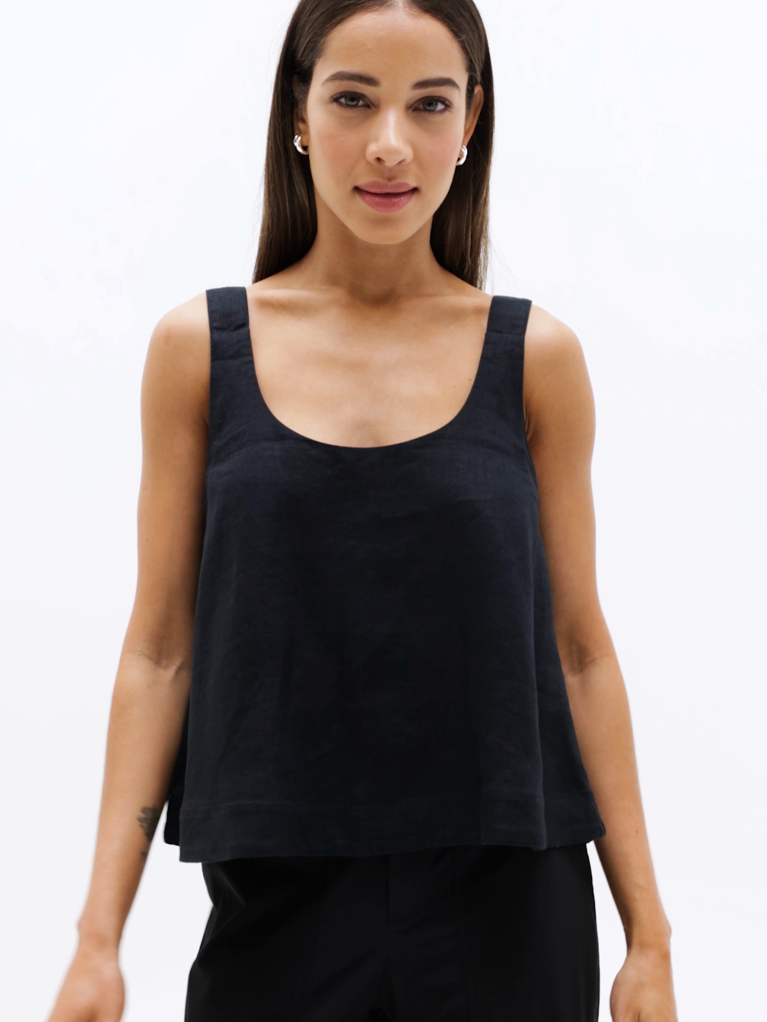 Athleta Retreat Linen Tank - Black (Black)