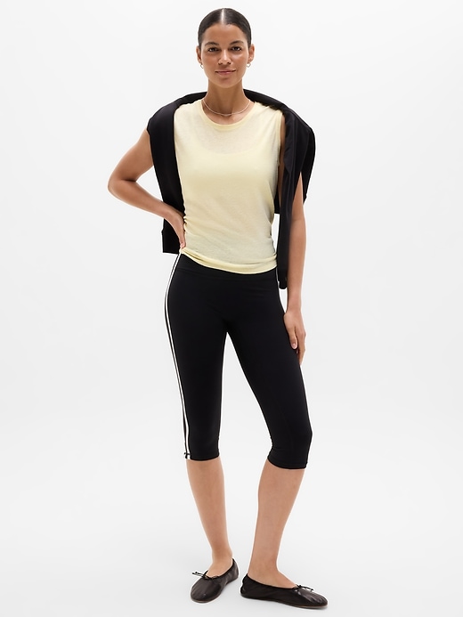 Image number 2 showing, Getaway Linen Blend Muscle Tank