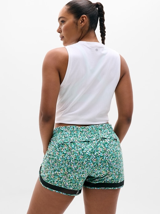 Image number 6 showing, Mesh Racer Run Mid Rise 4" Short