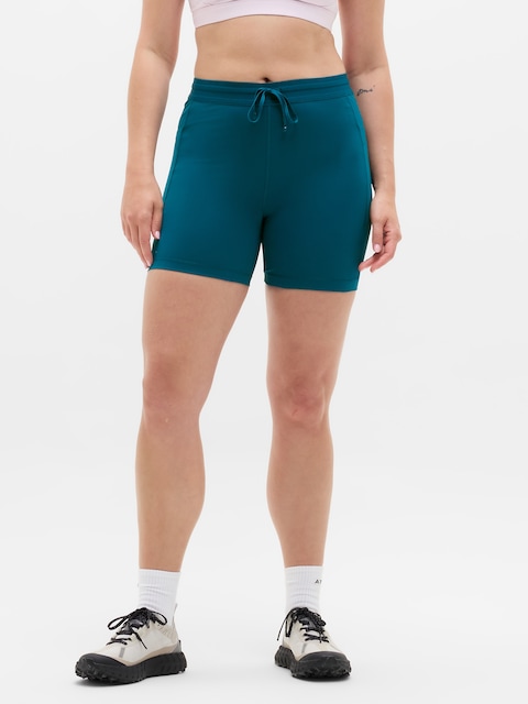 Run Club 5" Short