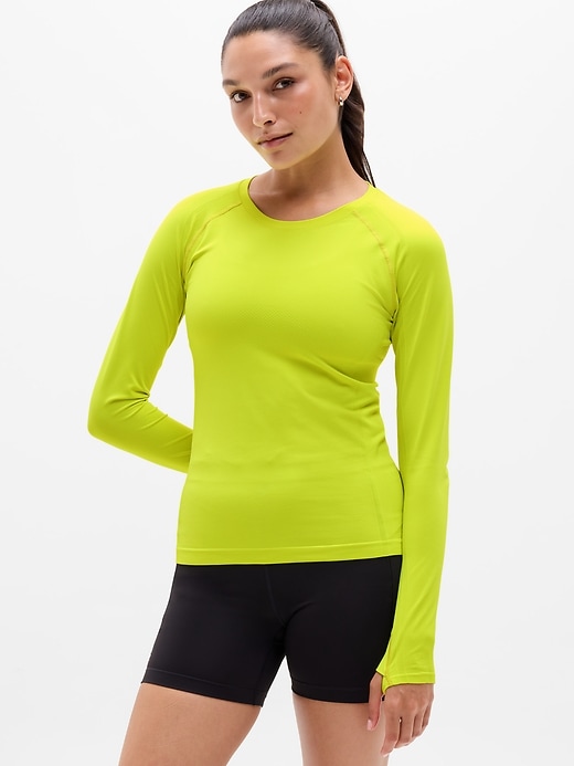 Image number 1 showing, Momentum Flex Top