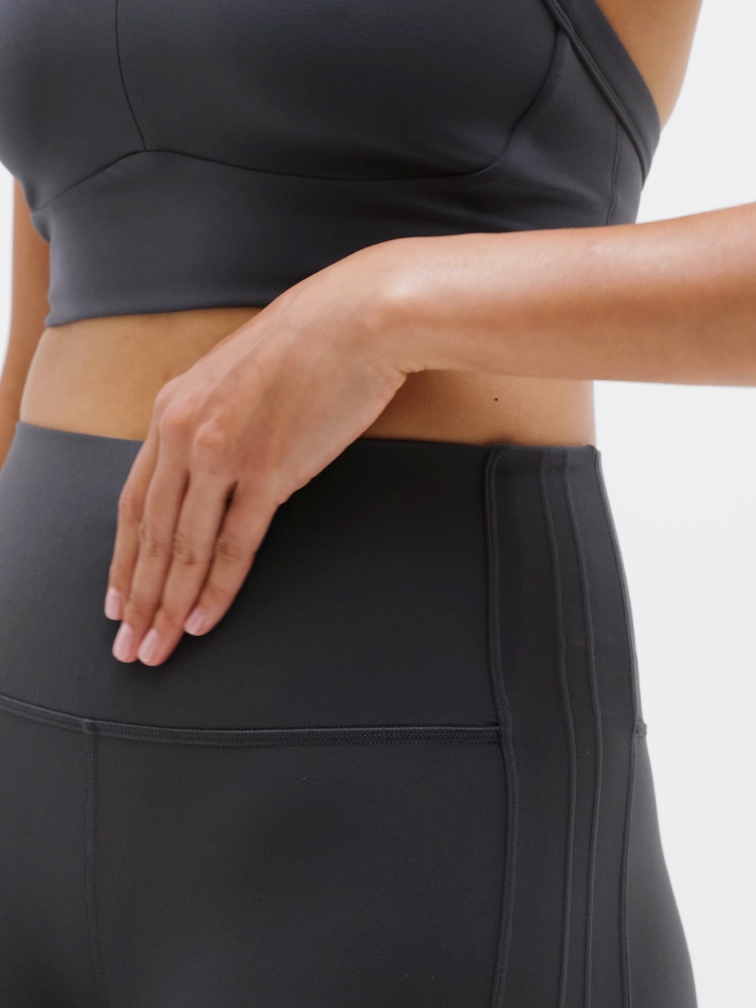 Salutation Pintuck High Rise 7/8 Legging