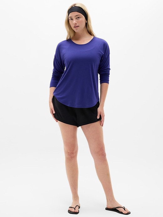 Image number 3 showing, Move With Ease Top
