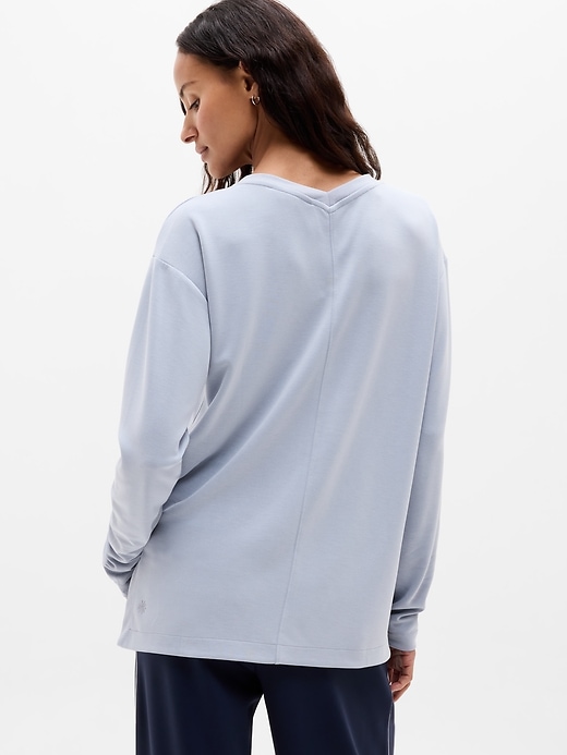 Image number 5 showing, Seasoft V Neck Sweatshirt