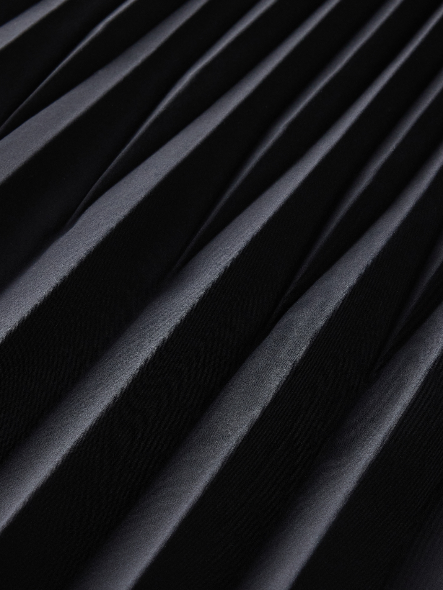 Featherweight Plissé Dress