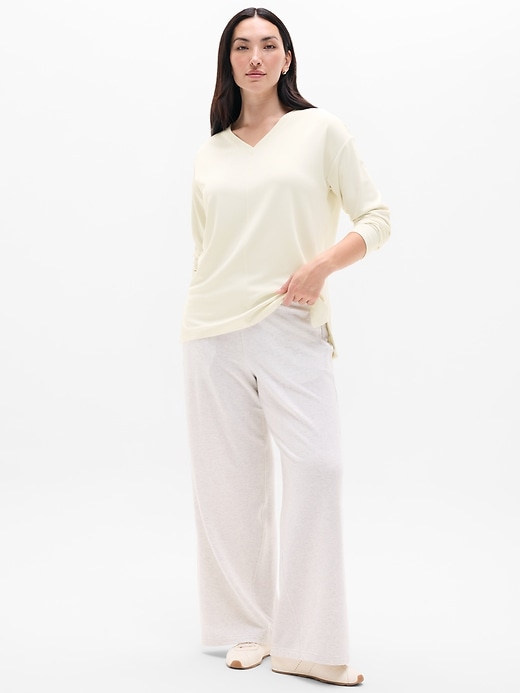 Image number 5 showing, Seasoft V Neck Sweatshirt