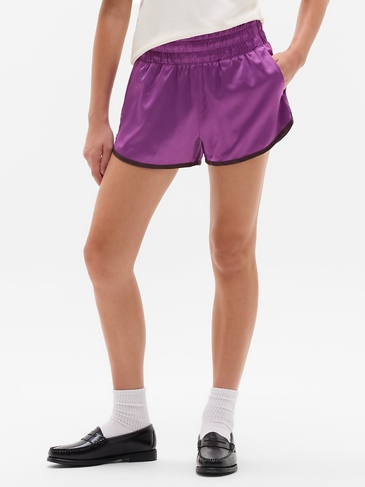 Image number 2 showing, Athleta Girl Run Free Satin 2.5" Short