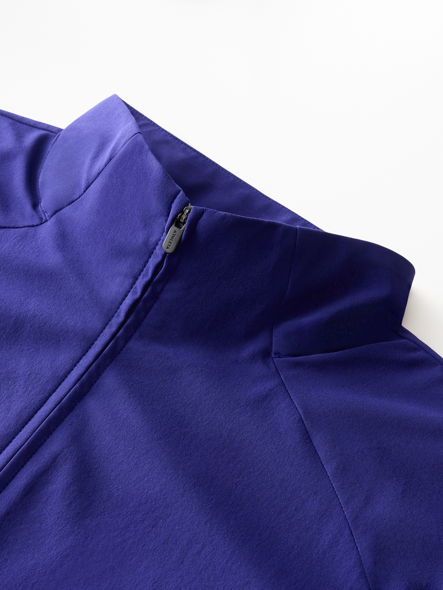 Featherweight Plissé Jacket