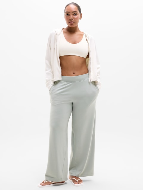 Coaster Luxe Wide Leg Pant