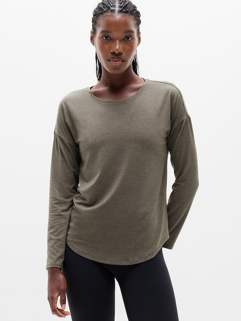 Move With Ease Top