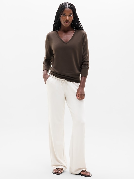 Coaster Luxe V-Neck Sweatshirt | Athleta