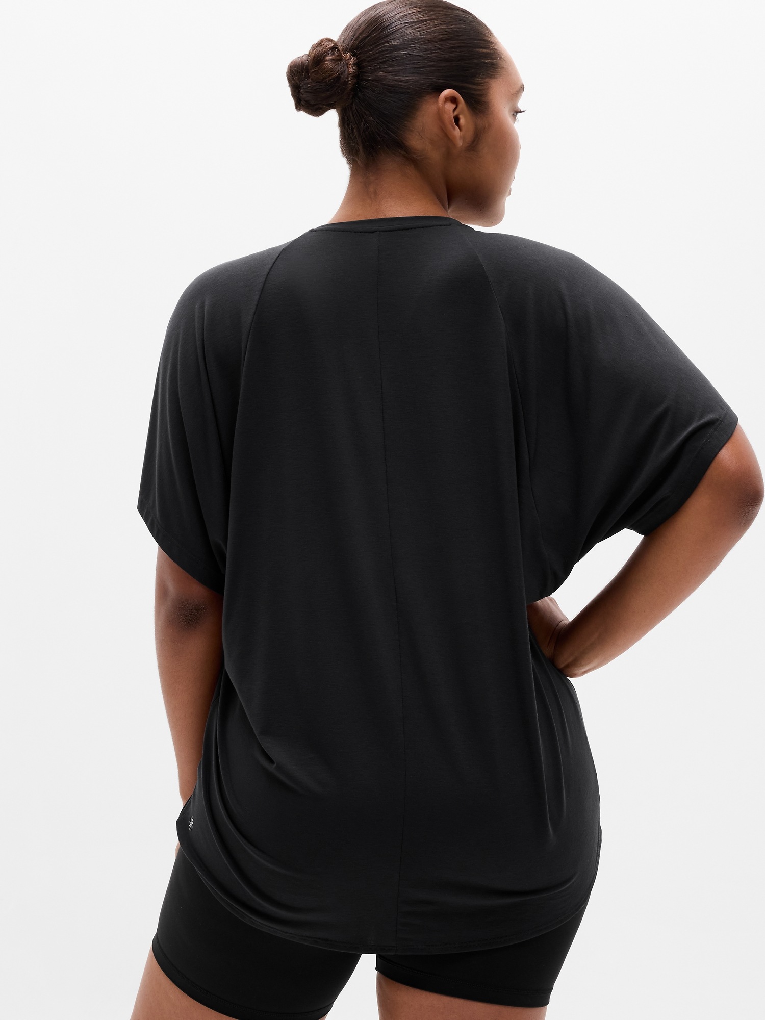 Женская футболка Athleta Move With Ease Draped, цвет: Чёрный — фото 3