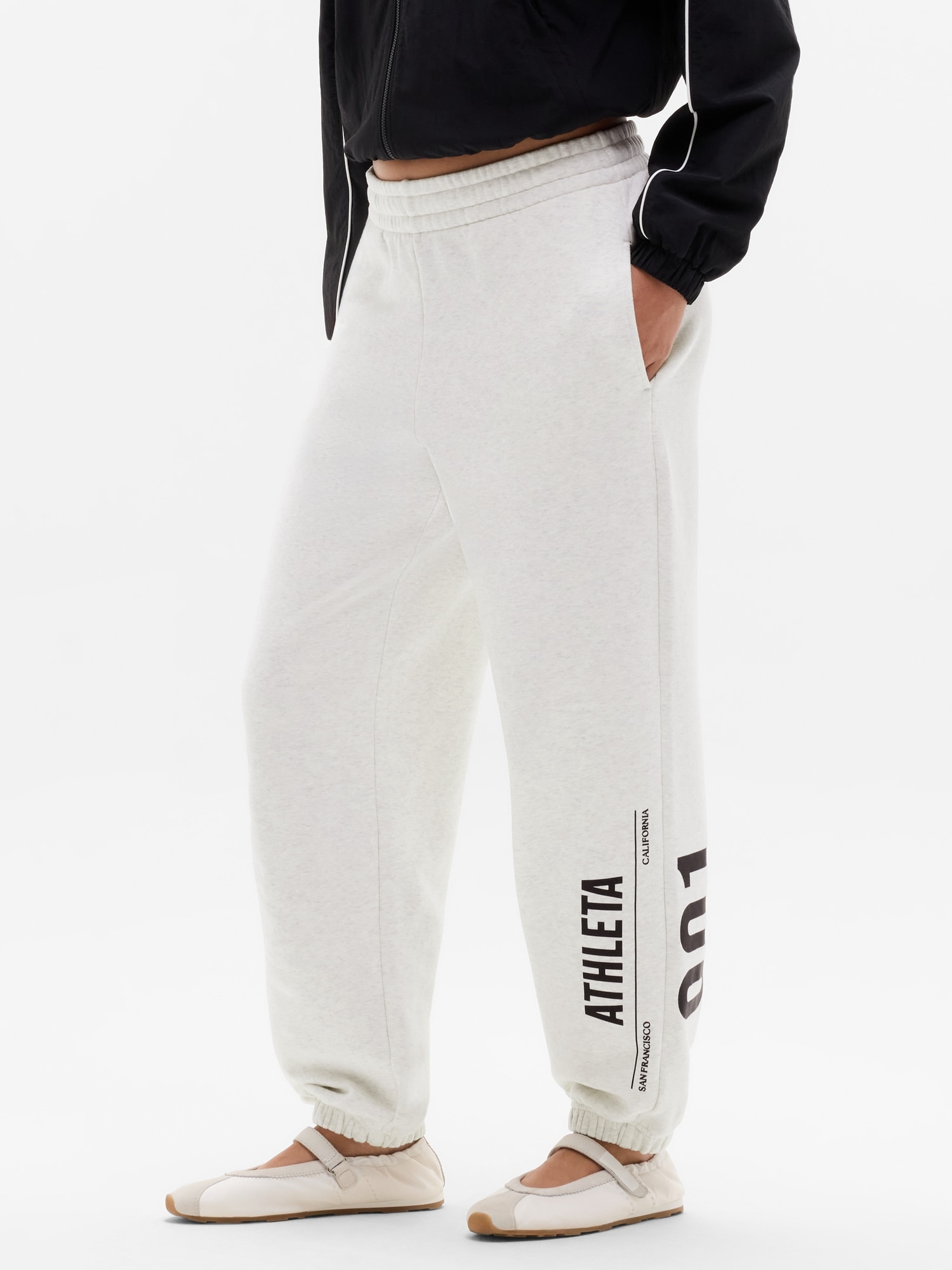 Forever Fleece Jogger Graphic 001