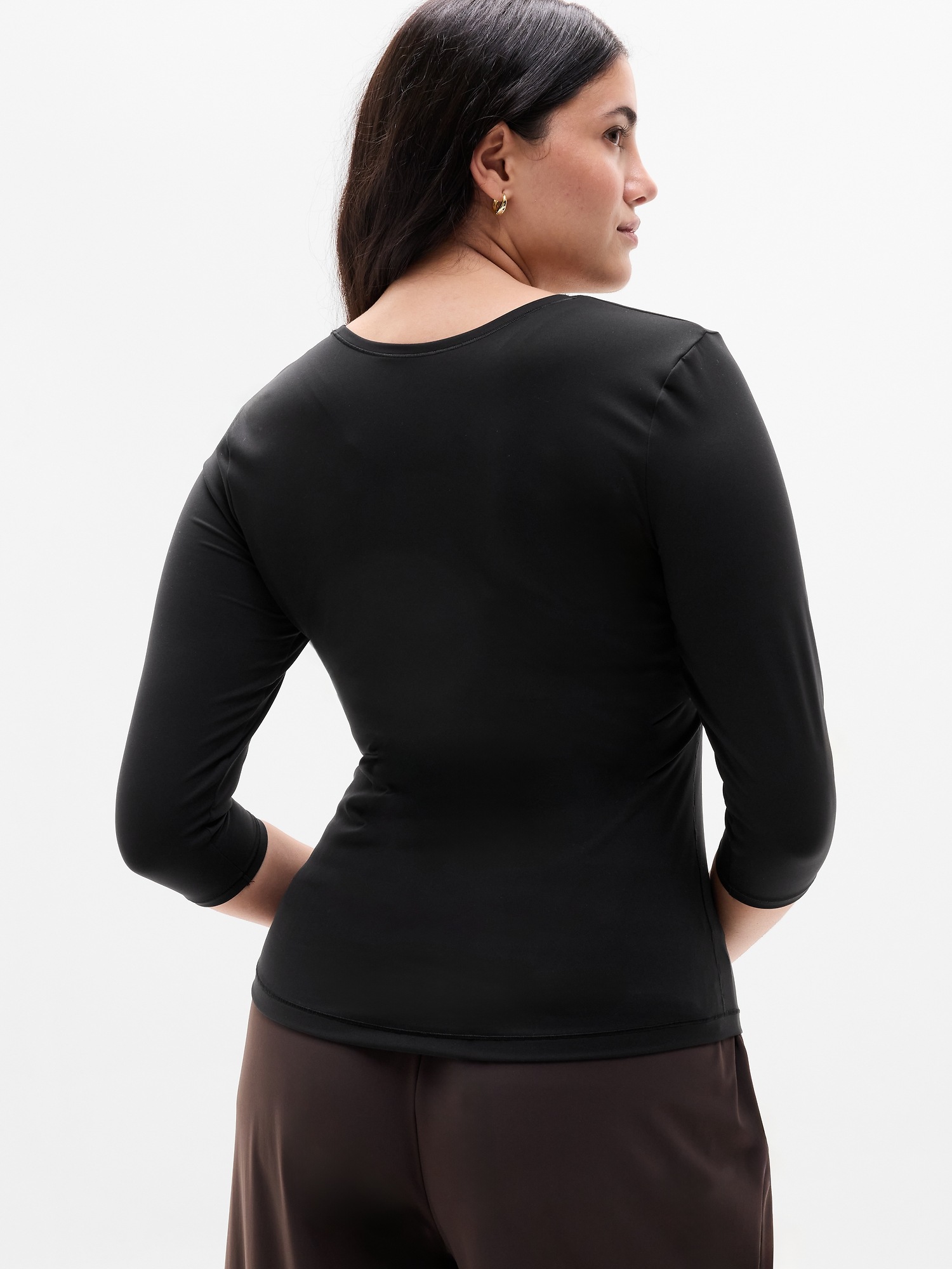 Женская футболка Athleta Bodymove Scoop Midi Sleeve, цвет: Чёрный — фото 5
