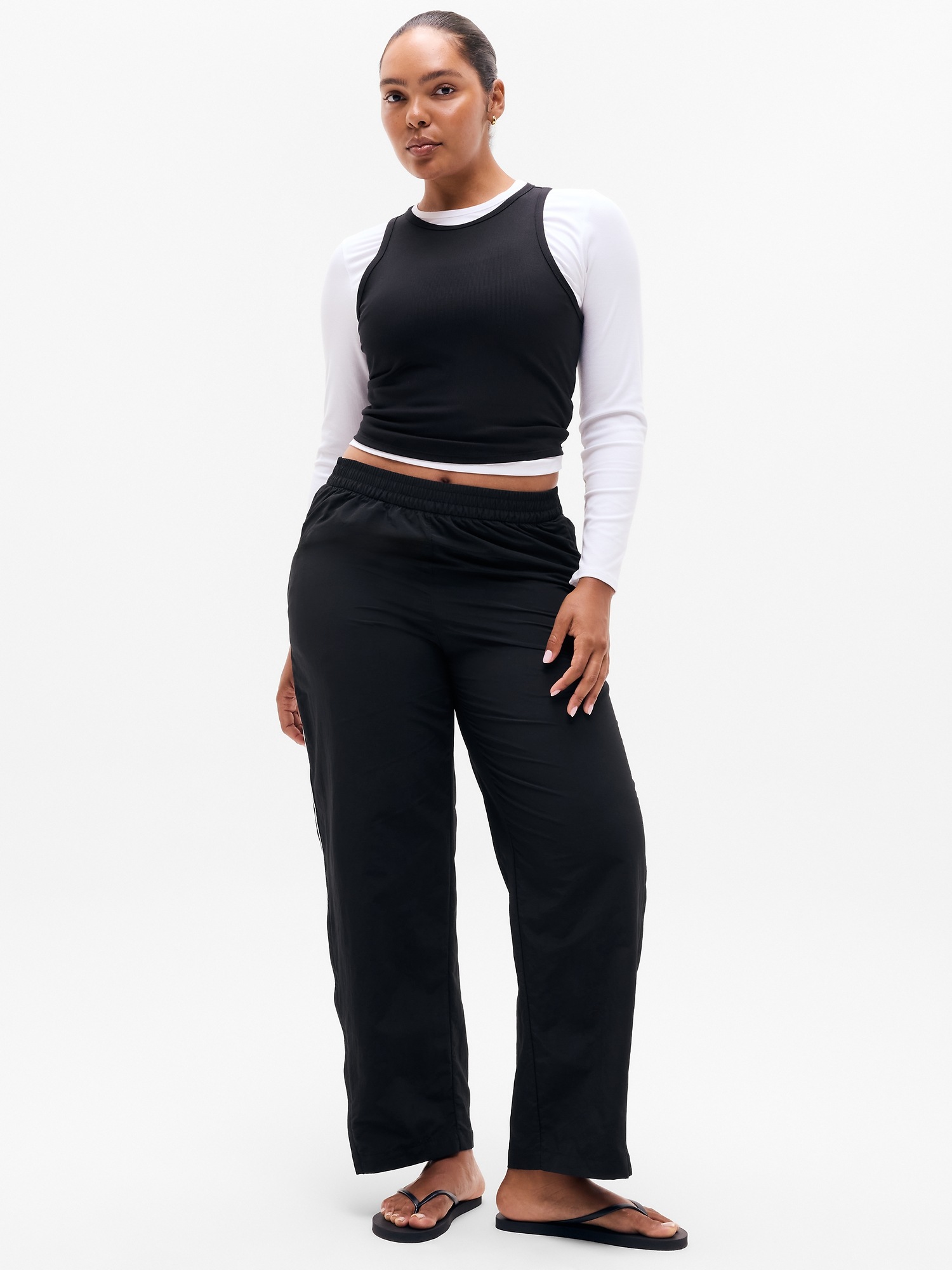 Женские брюки Athleta On The Move Mid Rise Track, цвет: Чёрный / Белый — фото 4