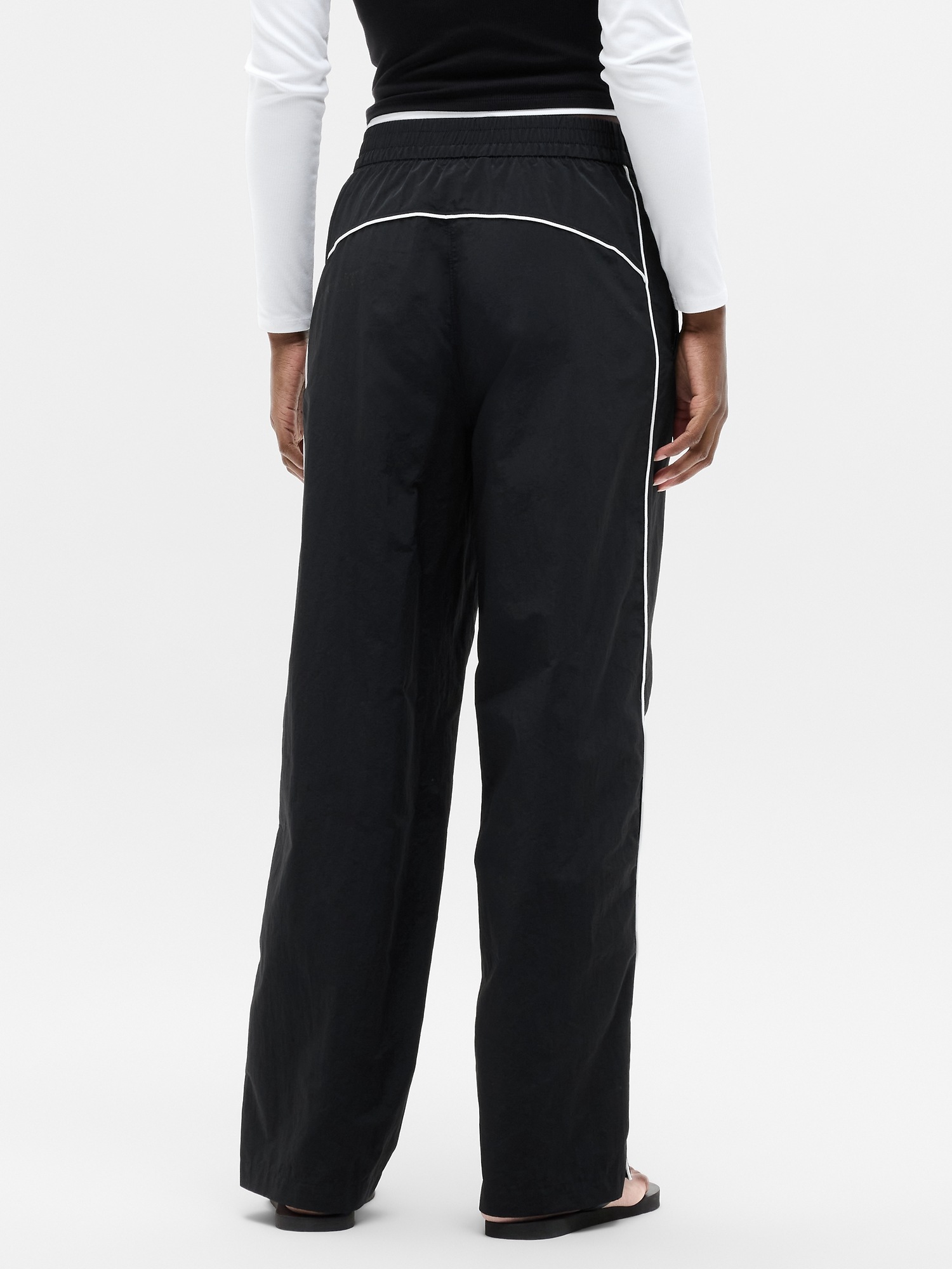 Женские брюки Athleta On The Move Mid Rise Track, цвет: Чёрный / Белый — фото 3