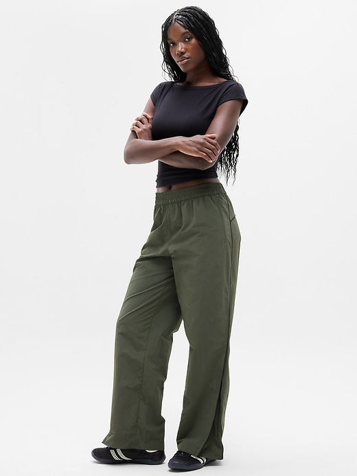 On The Move Mid Rise Track Pant | Athleta