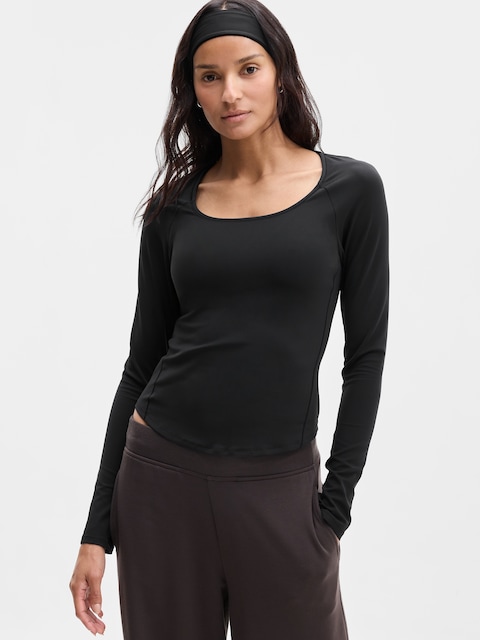 Transcend Scoop Top