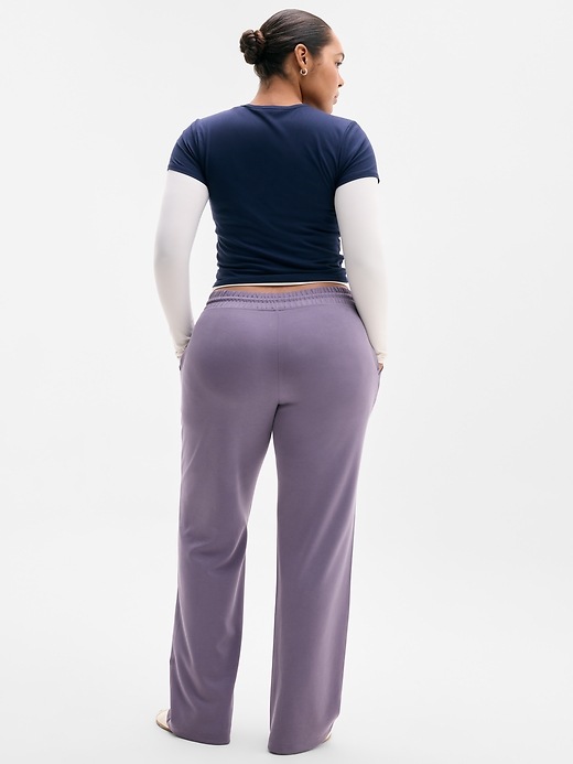 Seasoft Mid Rise Straight Pant | Athleta