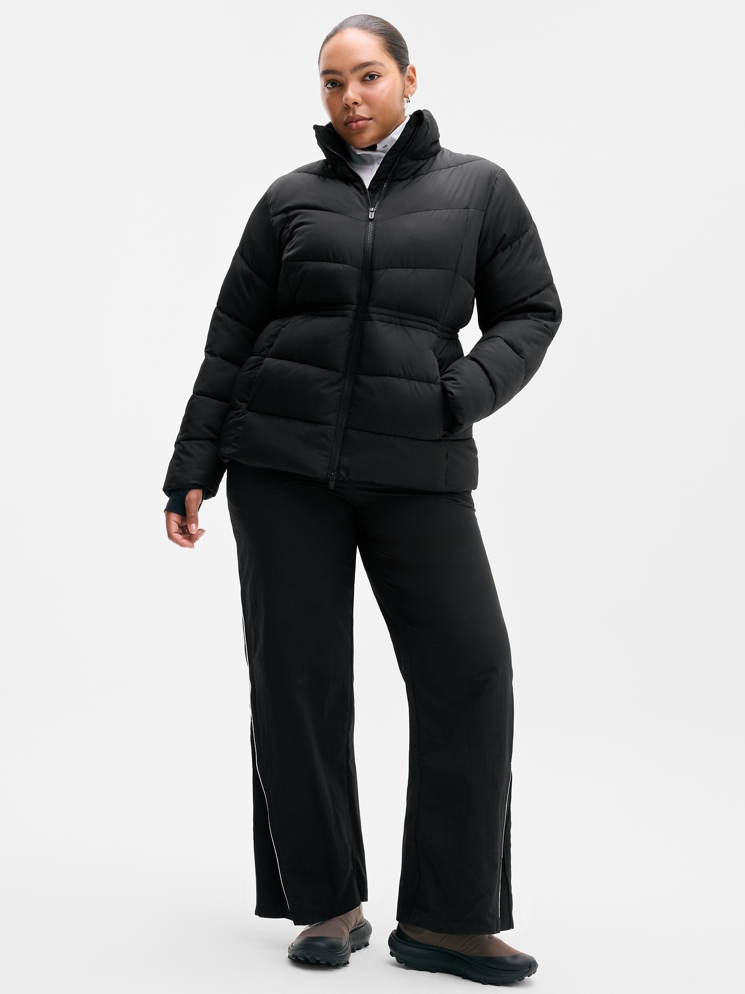 Женская куртка Athleta Elemental Puffer, цвет: Чёрный — фото 4