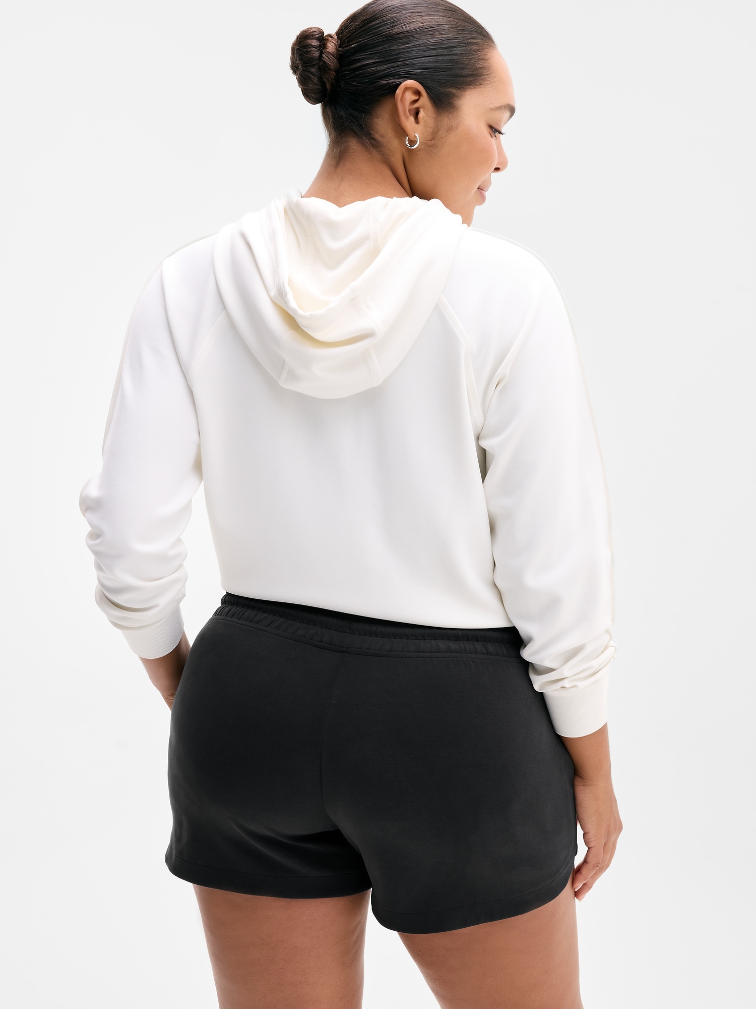 Seasoft Mid Rise 4" Short