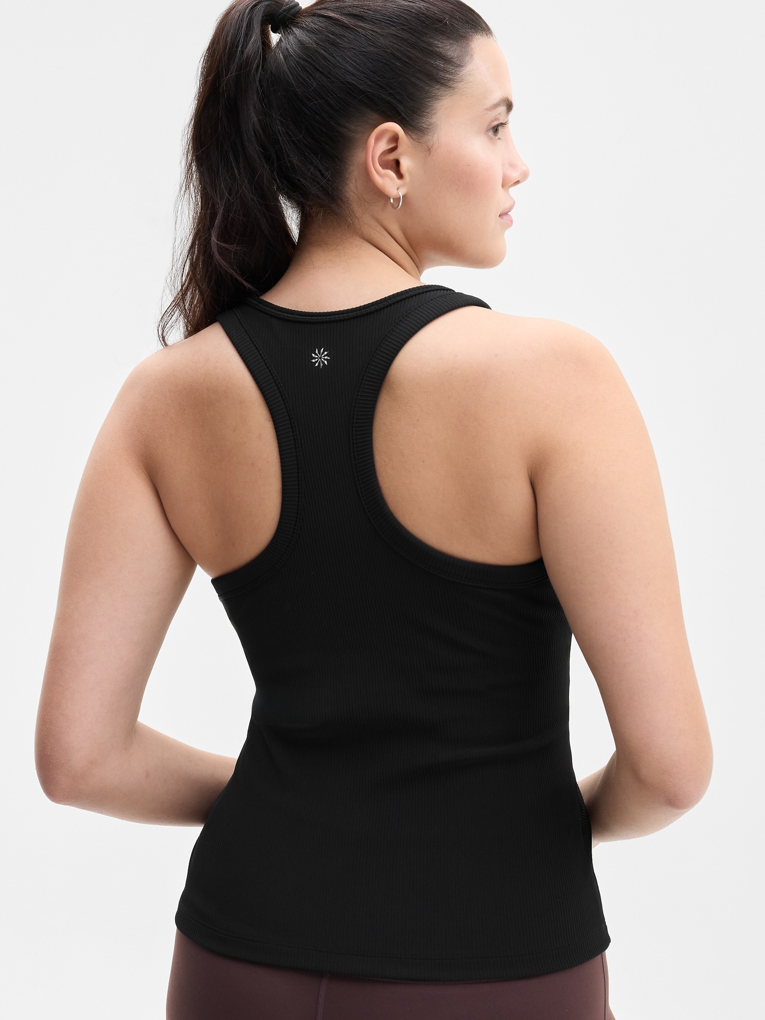 Женский топ Athleta Reset Rib Built In Bra Tank, цвет: Чёрный — фото 6